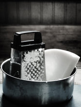 Load image into Gallery viewer, Garlic Parmesan Butter